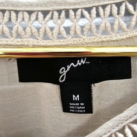 GNW Boho Peasant Beige Top - Picture 4 of 6